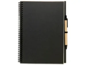 libreta de viaje con bolígrafo