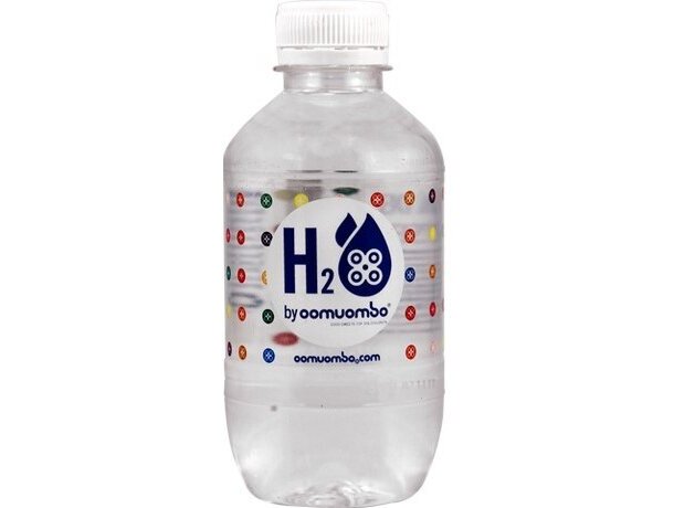 Botella de agua con etiqueta de plástico personalizada