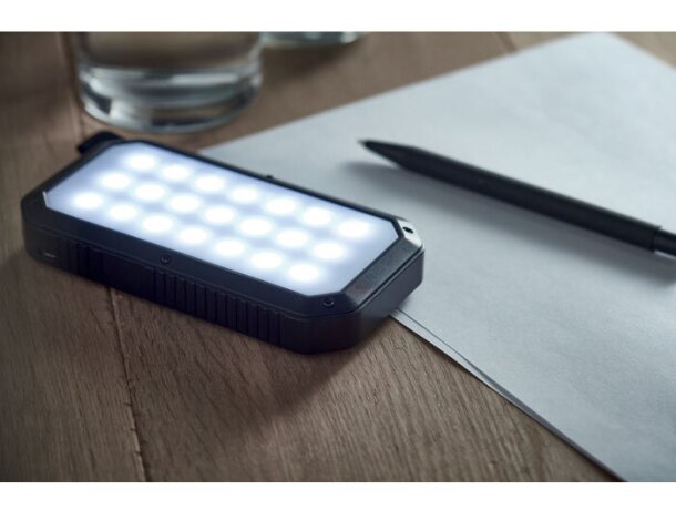 Cargador solar de 8000 mAh Powereight Negro detalle 3