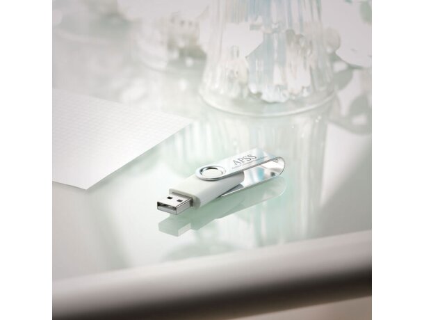 TECHMATE. USB flash  4GB  Techmate Pendrive Blanco detalle 13