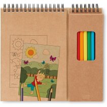 Set de cuaderno y lápices personalizado beige Set de cuaderno y lápices personalizado beige