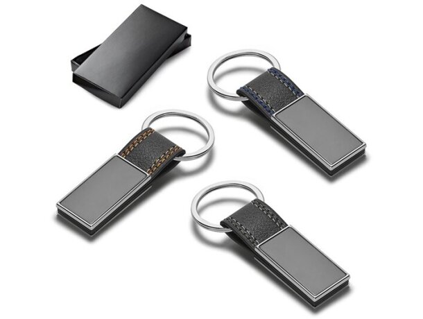 Llavero rectangular en metal y polipiel