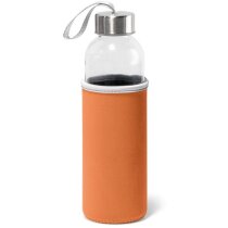 Botella de deporte. Botella de deporte.