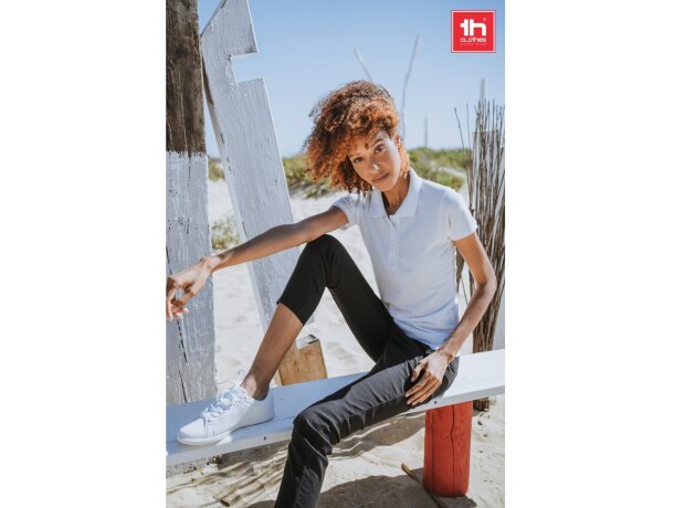 Polo mujer Berlin Women blanco algodón piqué manga corta detalle 2