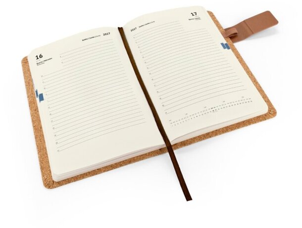 Agenda Camus A5 de corcho con cierre magnético y papel FSC Natural detalle 8