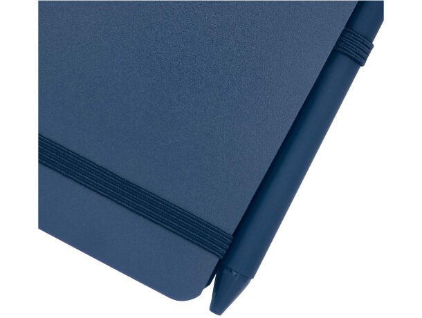 Libreta tapa dura A6 Thalaasa con bolígrafo de plástico oceánico Azul océano detalle 10