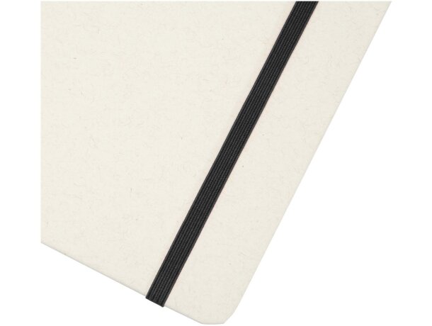 Libreta reciclada A5 con páginas rayadas Bass Negro intenso detalle 5