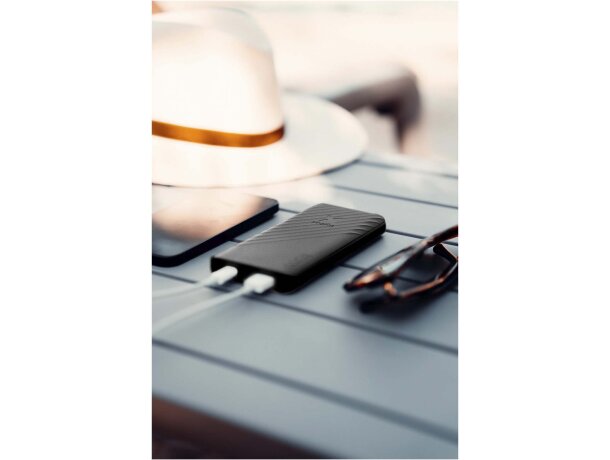 Batería externa carga rápida Xtorm XG210 Go2 10000 mAh Negro intenso detalle 8