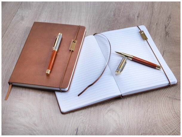 Set libreta A5 con rollerball Legato tinta azul Marrón detalle 15