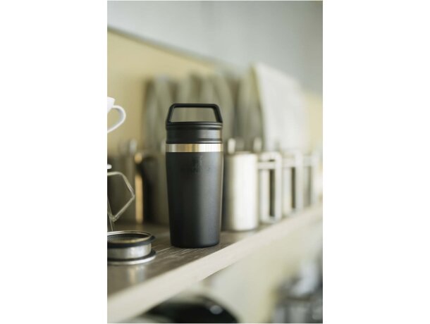Taza viaje 350ml Stanley Café-To-Go con tapa antifugas Negro intenso detalle 8