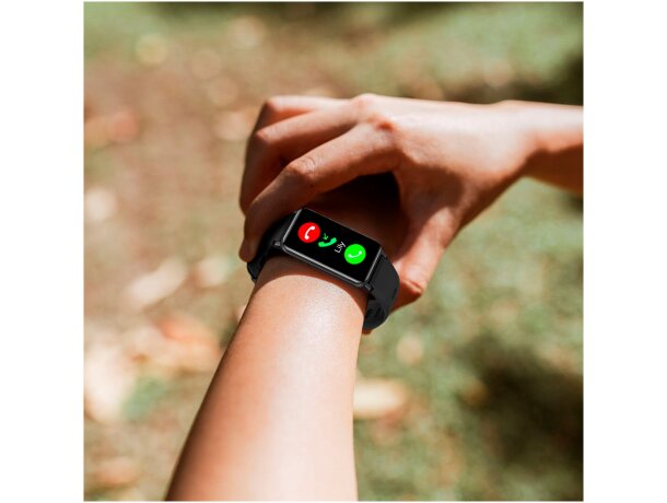 Pulsera inteligente multideporte con GPS Prixton AT806 Negro intenso detalle 6