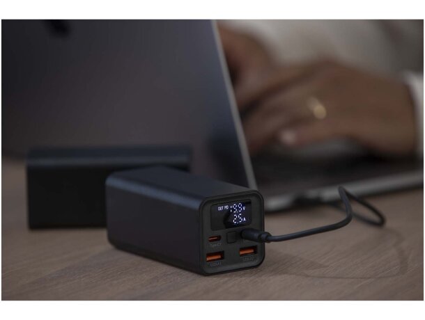 Batería externa aluminio reciclado Acamar 20000 mAh con USB-C Negro intenso detalle 9