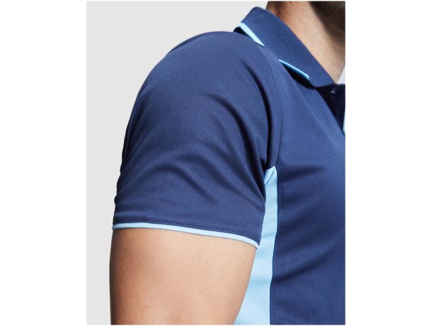 Polo deportivo unisex manga corta Roly Montmelo transpirable Blanco/azul real detalle 24