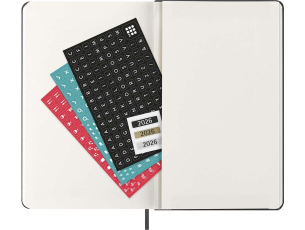 Agenda semanal Moleskine con tapa dura y cierre elástico Negro intenso detalle 3