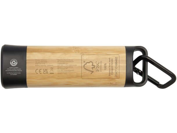 Linterna reciclada con mosquetón de bambú certificado Kuma Natural detalle 2