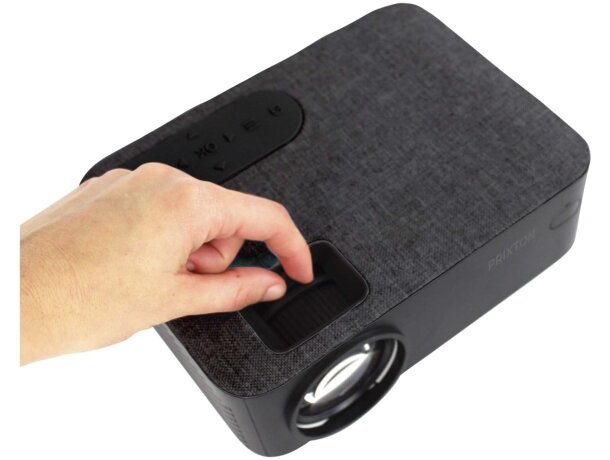 Proyector portátil Prixton Lumière con resolución 720p nativa Negro intenso detalle 5