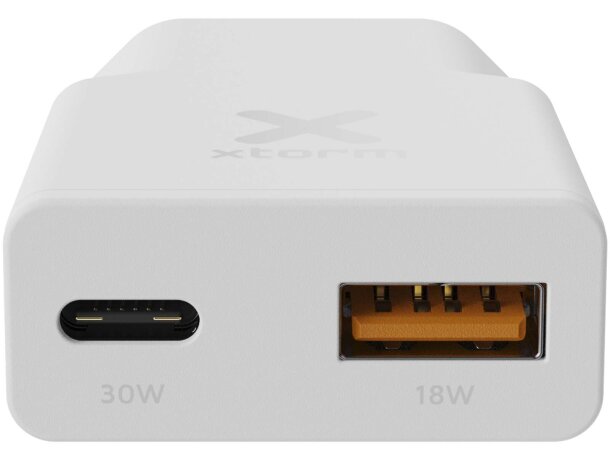 Cargador 33W Xtorm Go2 SlimLine con plástico reciclado Blanco detalle 3