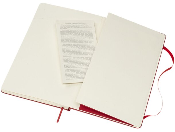 Libreta tapa dura rayada Classic Moleskine con cierre elástico detalle 36