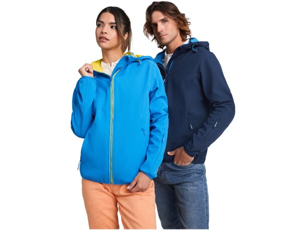 Chaqueta softshell Siberia Roly con capucha y forro micropolar detalle 14