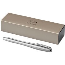 Pluma en metal de diseño elegante