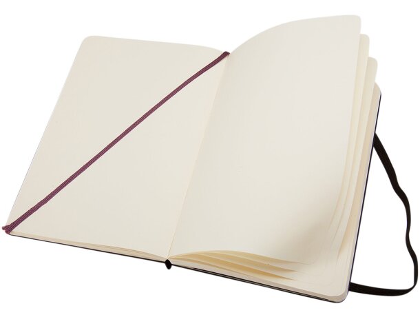 Libreta tapa dura Classic Moleskine con cierre elástico Negro intenso detalle 5