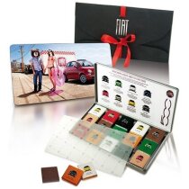 Lata de chocolates con funda y lazo personalizada