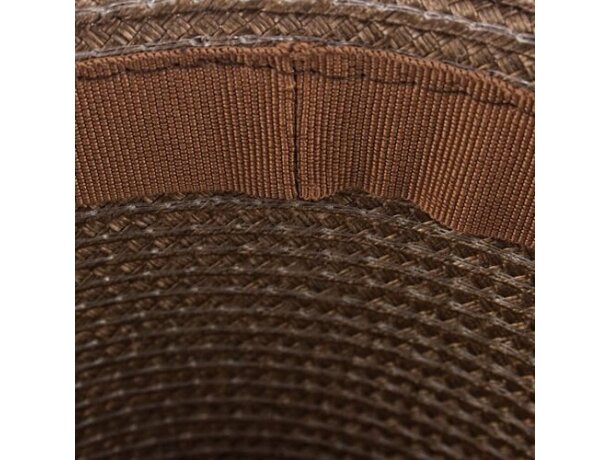Sombrero grueso de paja ala corta