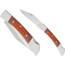 Navaja de madera con hoja de acero