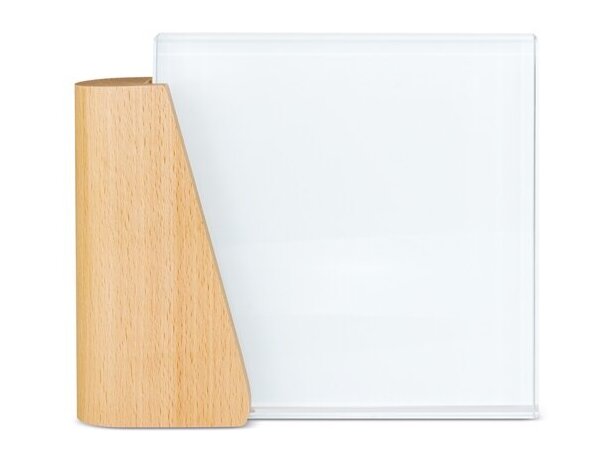 Trofeo Orión en cristal con base de madera y grabación láser Blanca detalle 6