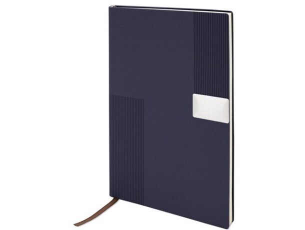 Libreta A5 Miletto RPET con textura relieve y chapa metálica Azul marino detalle 5