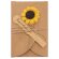 Tarjetas kraft vintage con flores secas naturales sin color