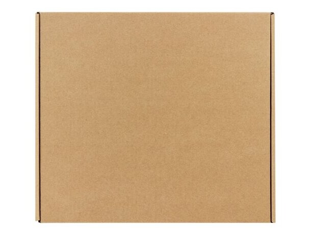 Caja kraft para camisetas con personalización flexográfica detalle 6