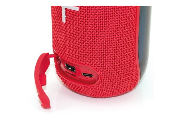 Altavoz bluetooth Pierre Cardin Fest con luces led multicolor detalle 2