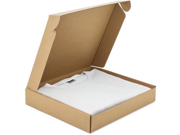 Caja kraft para camisetas con personalización flexográfica detalle 3