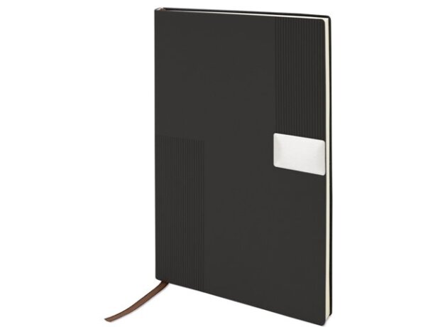 Libreta A5 Miletto RPET con textura relieve y chapa metálica Negro detalle 8