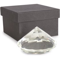 Pisa papeles con forma de diamante