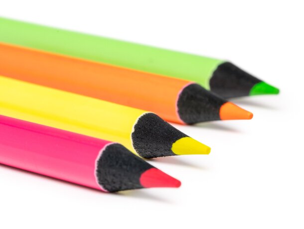 Set de lápices Marga Natural con detalles en colores flúor Crudo detalle 3