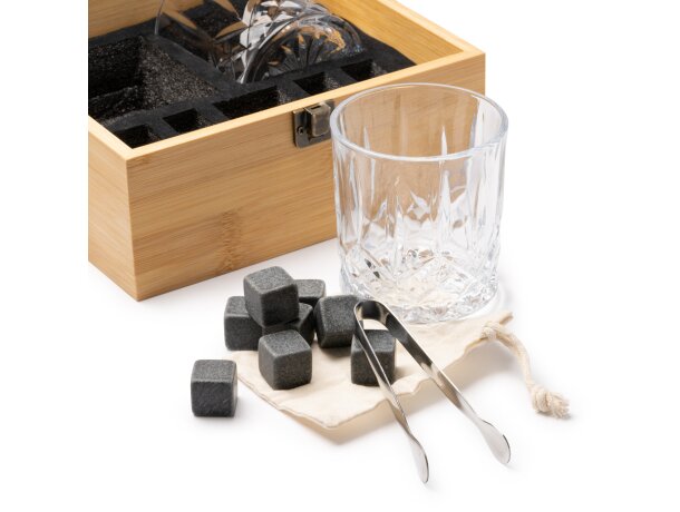 Set whisky Danys Natural con vasos bambú y cubitos piedra Crudo detalle 2
