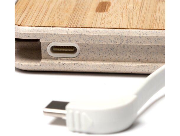 Powerbank 5000 mah de bambú Brener Crudo detalle 4