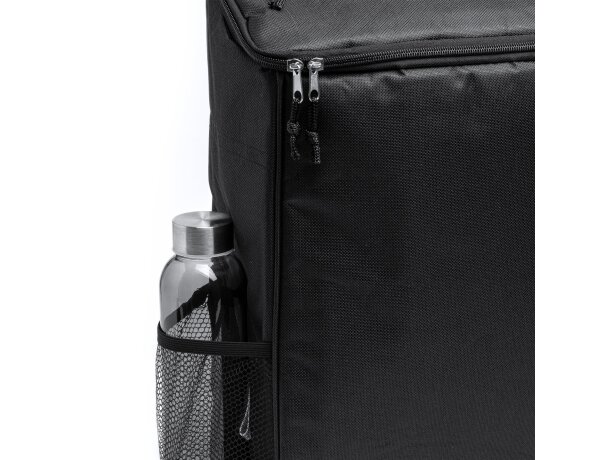 Mochila nevera de montaña rPET con interior isotérmico de 19L Lombok Negro detalle 2