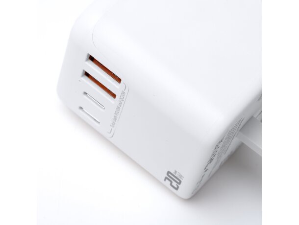 Adaptador de viaje Watik con USB-C y carga rápida 20W Blanco detalle 4