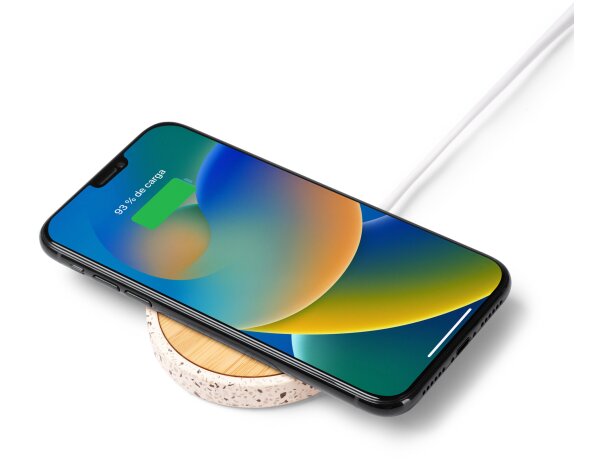 Cargador inalámbrico Siles terrazo reciclado y bambú 10W Crudo detalle 2