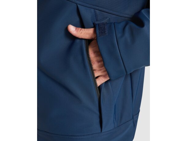 Parka técnica Emin Roly impermeable transpirable unisex Negro detalle 2