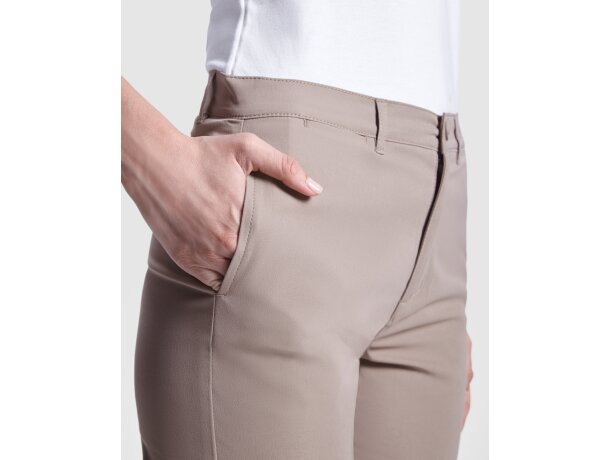Pantalón chino Beverly Woman Roly ajustado para mujer Negro detalle 1