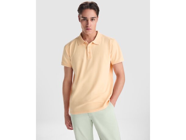 Polo Cobain de algodón piqué con efecto lavado unisex Roly Amarillo sweet lavado detalle 1