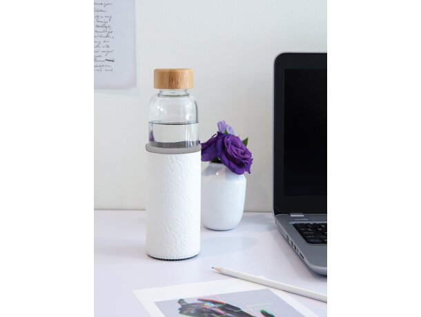 Botella de vidrio de borosilicato con funda de PU texturizad Blanco/gris detalle 16
