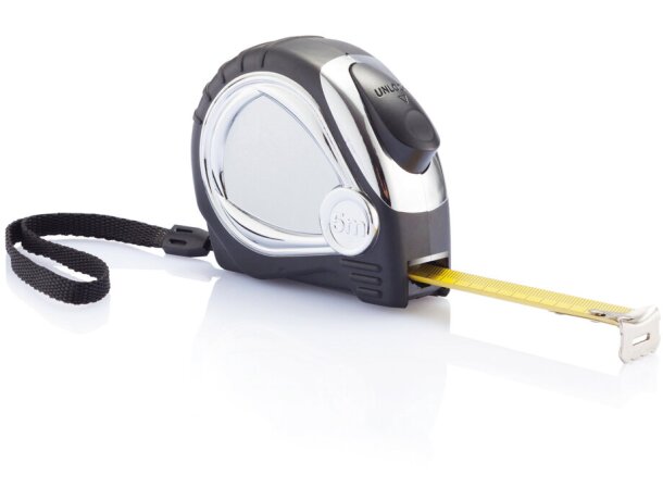 Flexómetro con freno plástico acabado metalizado Negro detalle 3