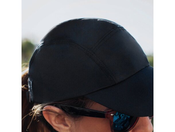 Gorra impermeable con sistema dry fit para máxima comodidad personalizada