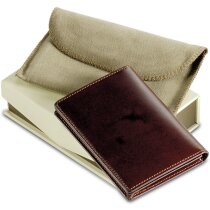 Carteras color marrón en funda de regalo