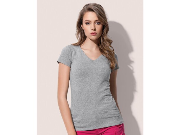 Camiseta de mujer manga corta cuello ancho Gris brezo detalle 2